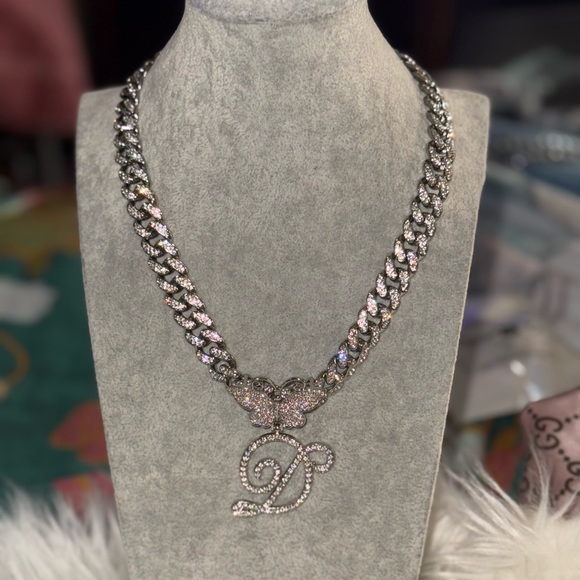 Necklace - Picture 4 of 4